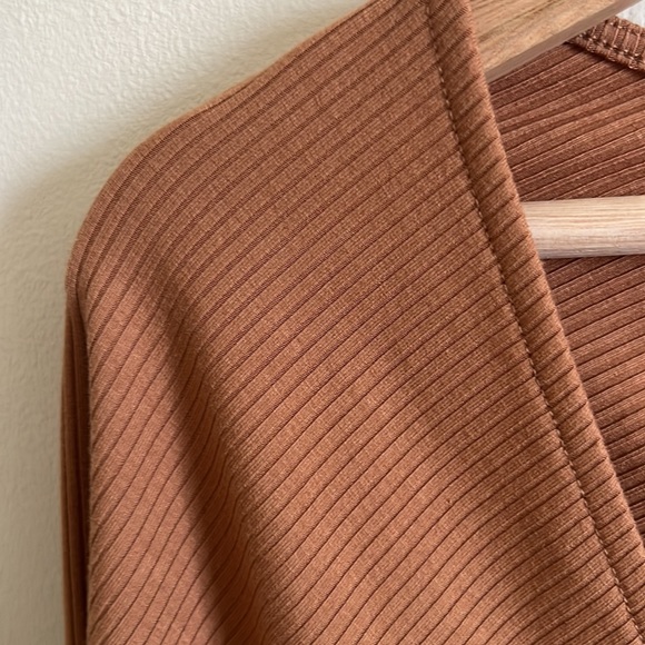 American Eagle Long Sleeve Square Neck Ribbed Bodysuit - Picture 4 of 6